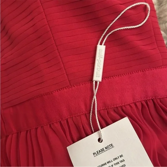 NWT Self-Portrait Off Shoulder Chiffon Mini Dress in Redsize UK 8 / US 4